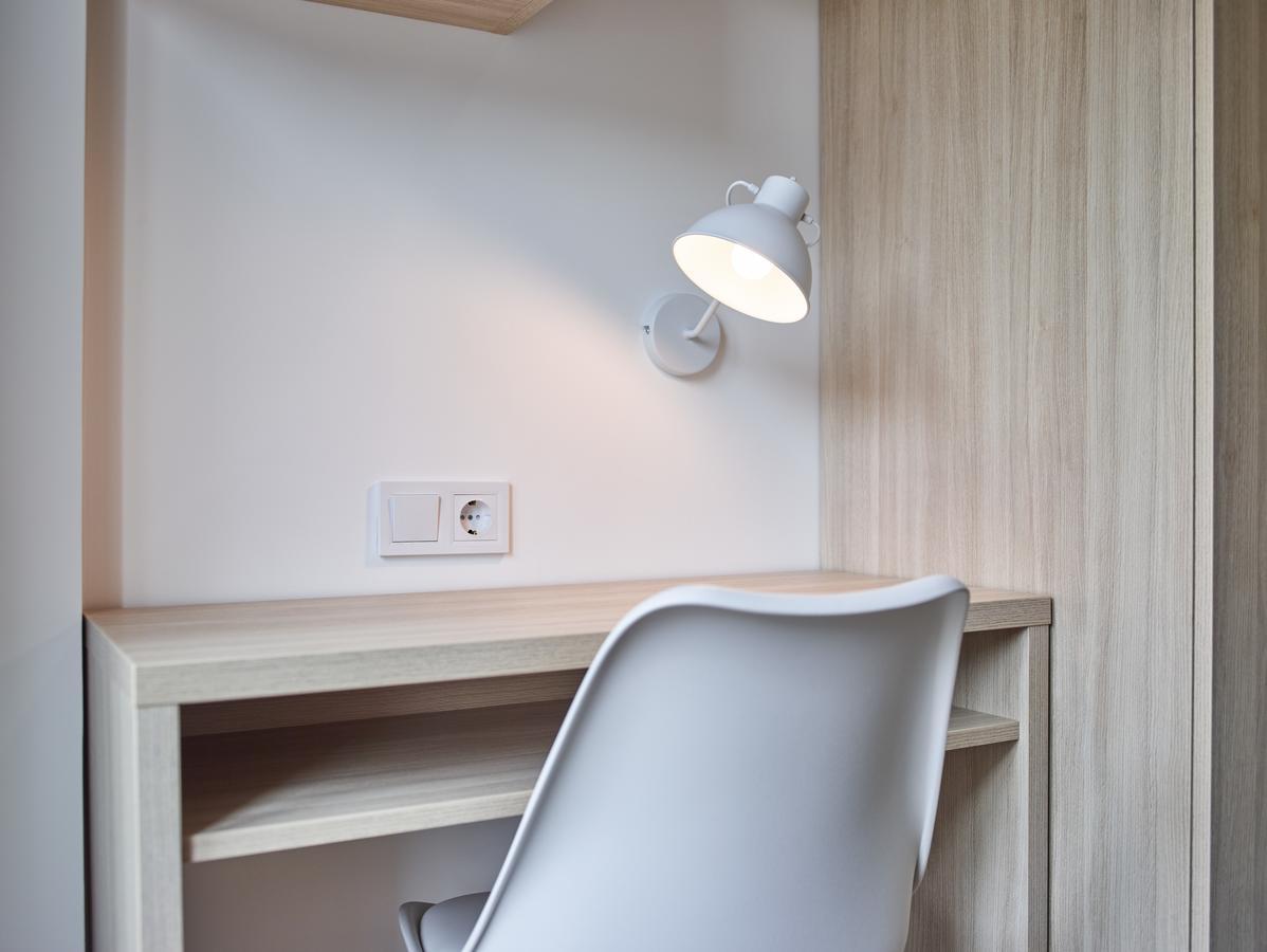 Alunni Stacc Guesthouse Lisbon Exterior photo