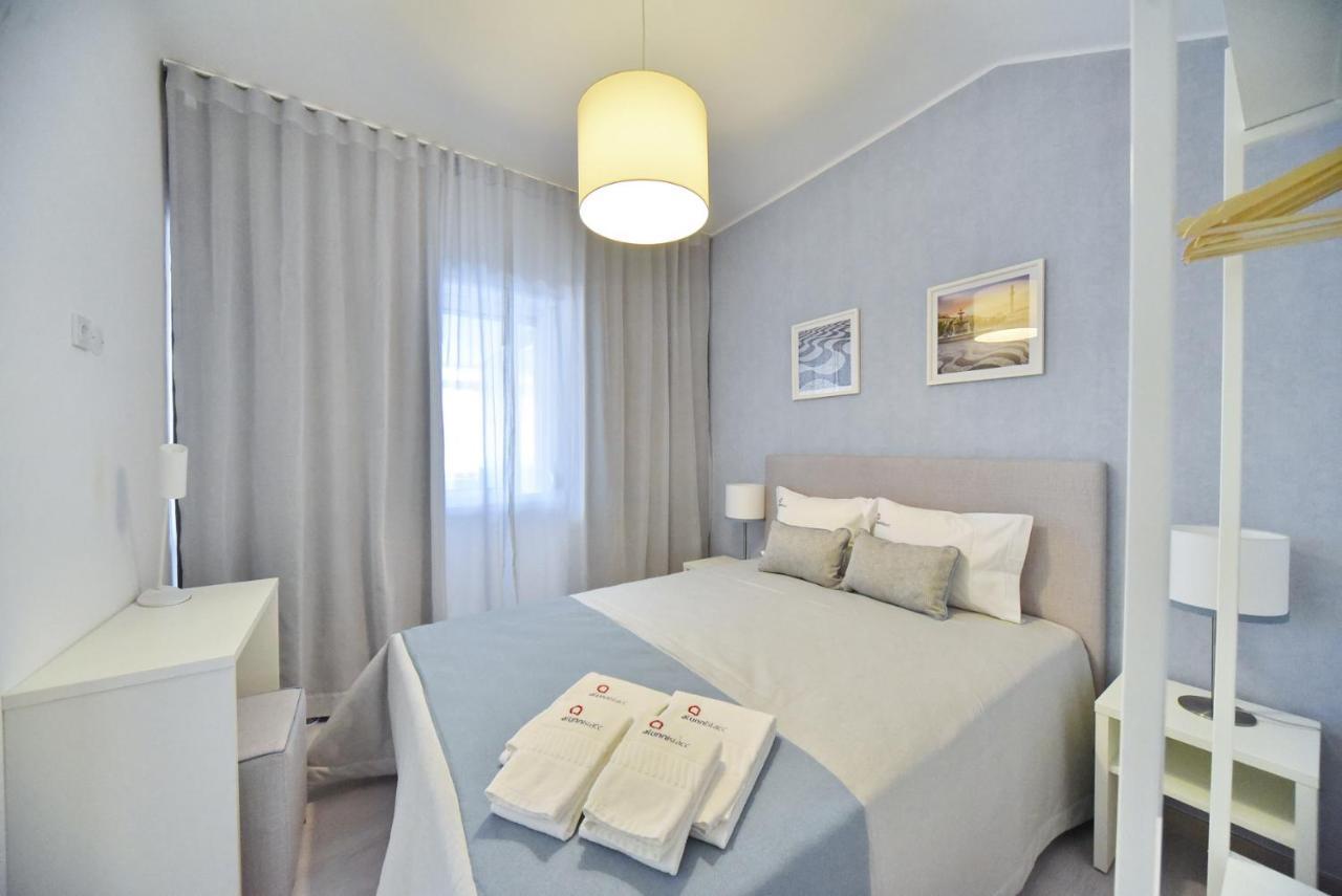 Alunni Stacc Guesthouse Lisbon Exterior photo
